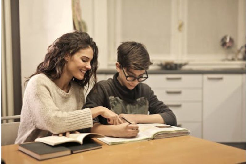 tutoring-specialist-student-gold-coast